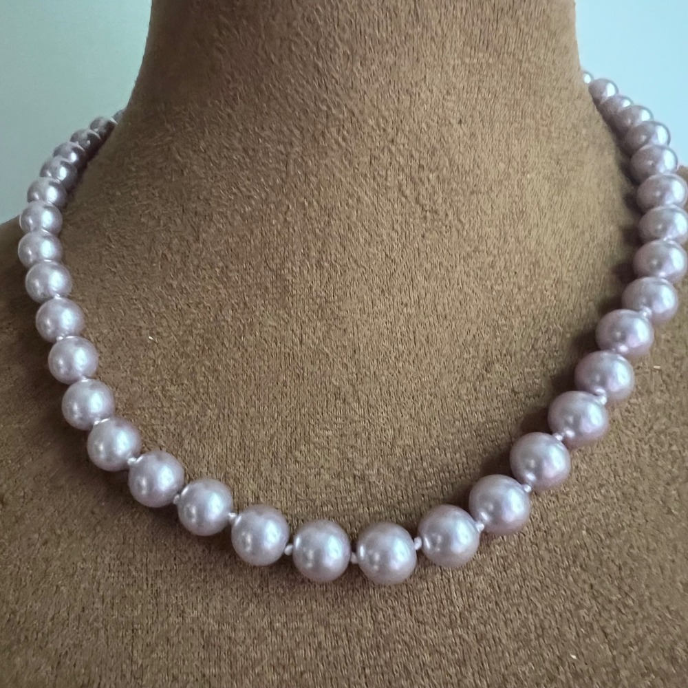 Lavender Glass Pearl Strand Necklace 17 Inch Round Bead Choker Coquette